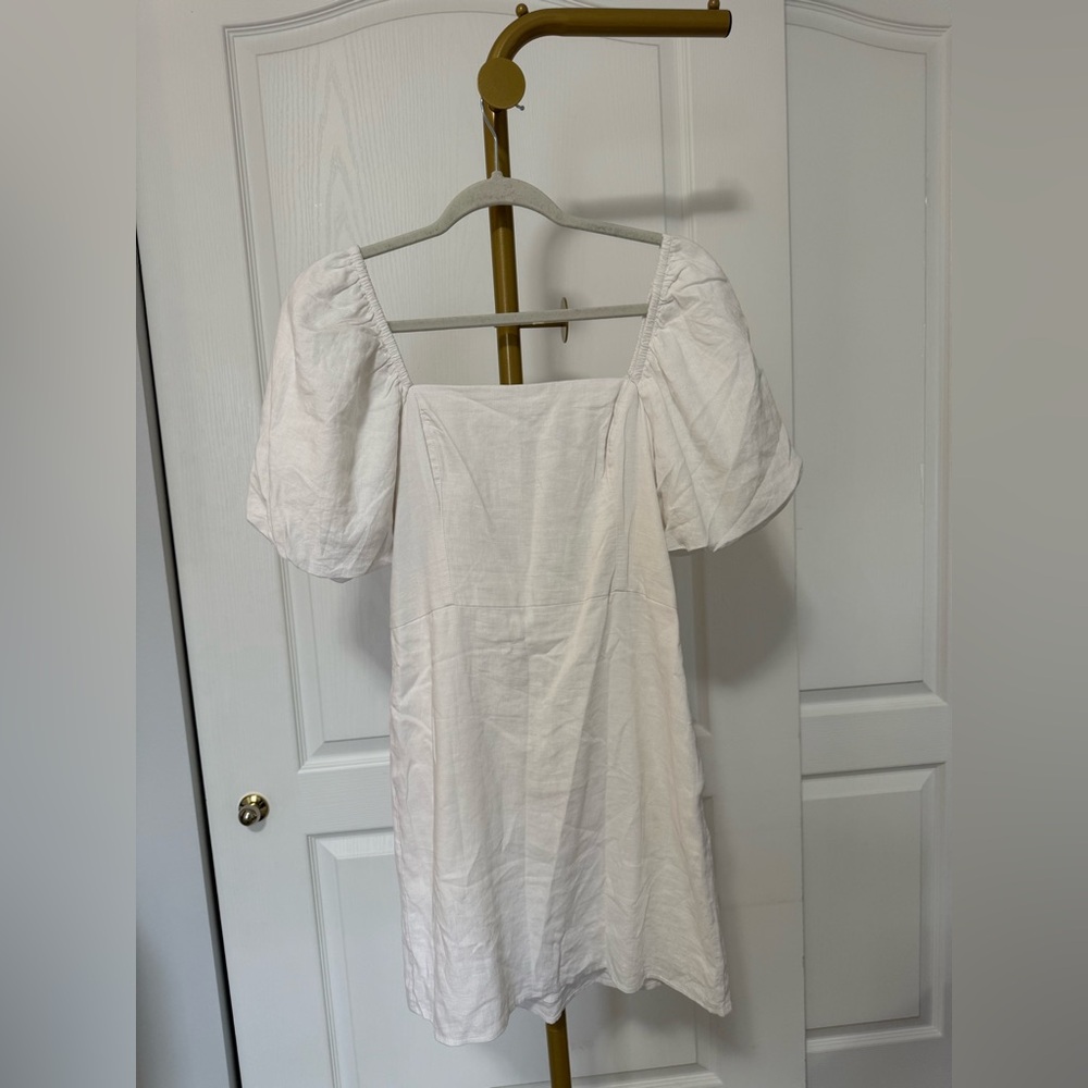 Abercrombie White Puff Sleeve Dress